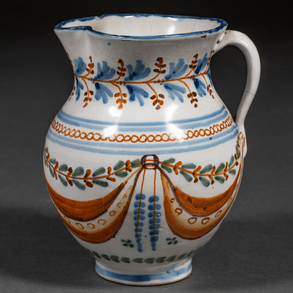 Jarra en cerámica de talavera de la reina serie cortinaje del siglo XIX