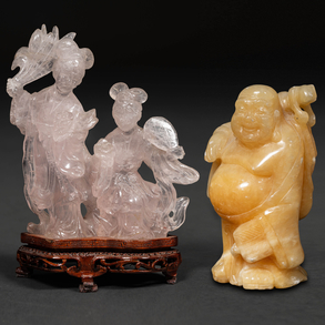 “Buddha of Happiness and Ladies with pay-pay” Set of two Chinese pieces in rose quartz and yellow quartz from the 20th century.