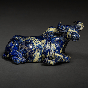 “Carabao” Figure in lapis lazuli stone of the 20th century.