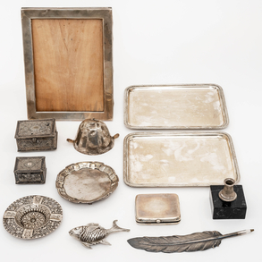 Miscellany of 20th century Spanish silver and punched silver pieces.