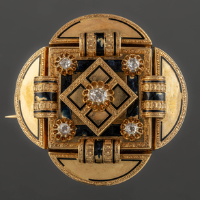 Elizabethan brooch in 18kt yellow gold with enamel and old cut diamonds.