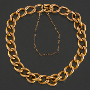 Link bracelet in 18kt yellow gold.