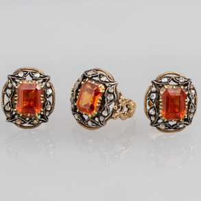 Set of ring and pair of earrings in 18kt yellow gold with silver overlays, antique cut brilliants and citrine quartz.