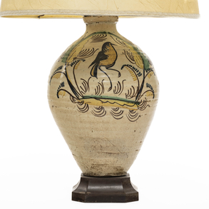 Spanish ceramic vase from Puente del Arzobispo, 19th century. ca. 1853.