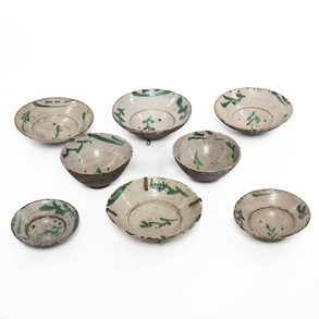 Set of eight Teruel ceramic bowls from the 19th century.