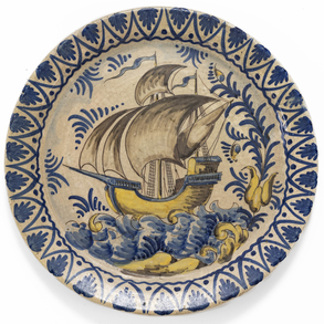 A 20th-century Spanish ceramic circular dish.