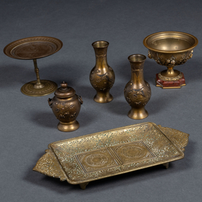 Set of three bronze vases, card holder and two small bronze centrepieces, late 19th-20th century.